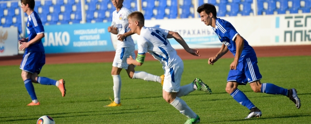 Молодёжный «Волгарь» стартовал в третьей лиге победами