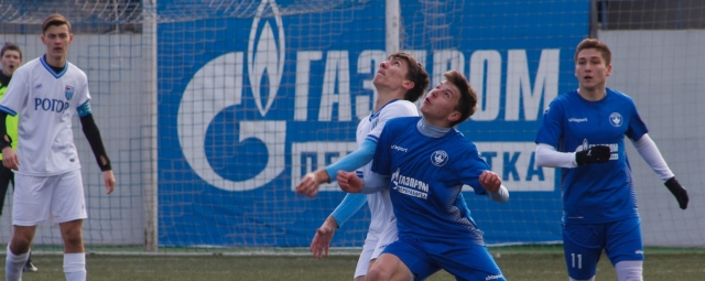Молодежки «Волгаря» и «Ротора» провели контрольные игры